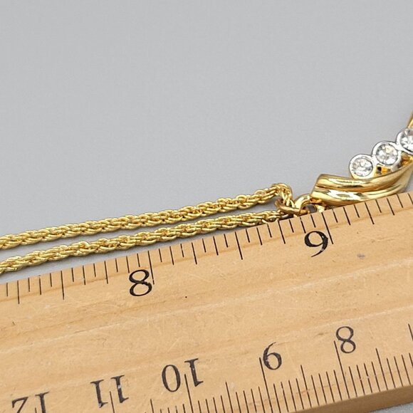 S Curve Pendant Necklace With Five CZ Cubic Zirconia 18" Gold Tone Chain - Picture 8 of 8